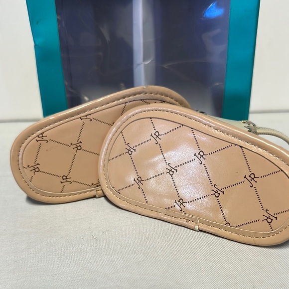 Jack Rogers Cream and Gold Sandals with Decorative Embellishment - Picture 2 of 4